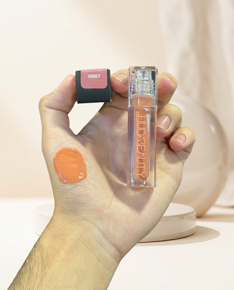 Huda Beauty FAUX FILLER Extra Shine Lip Gloss